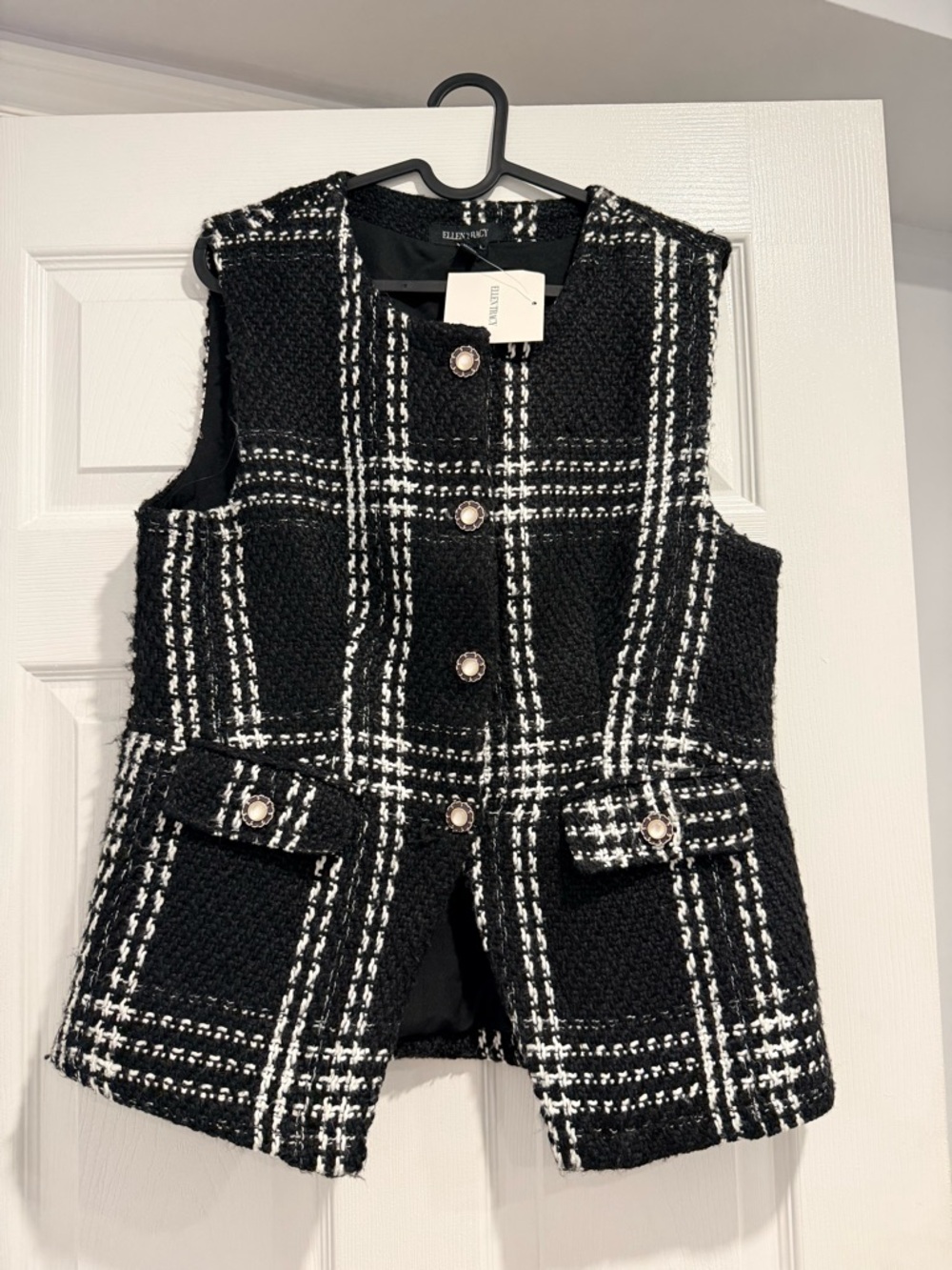 Ellen Tracy Black & White Tweed Vest with Pearl Buttons SZ.M